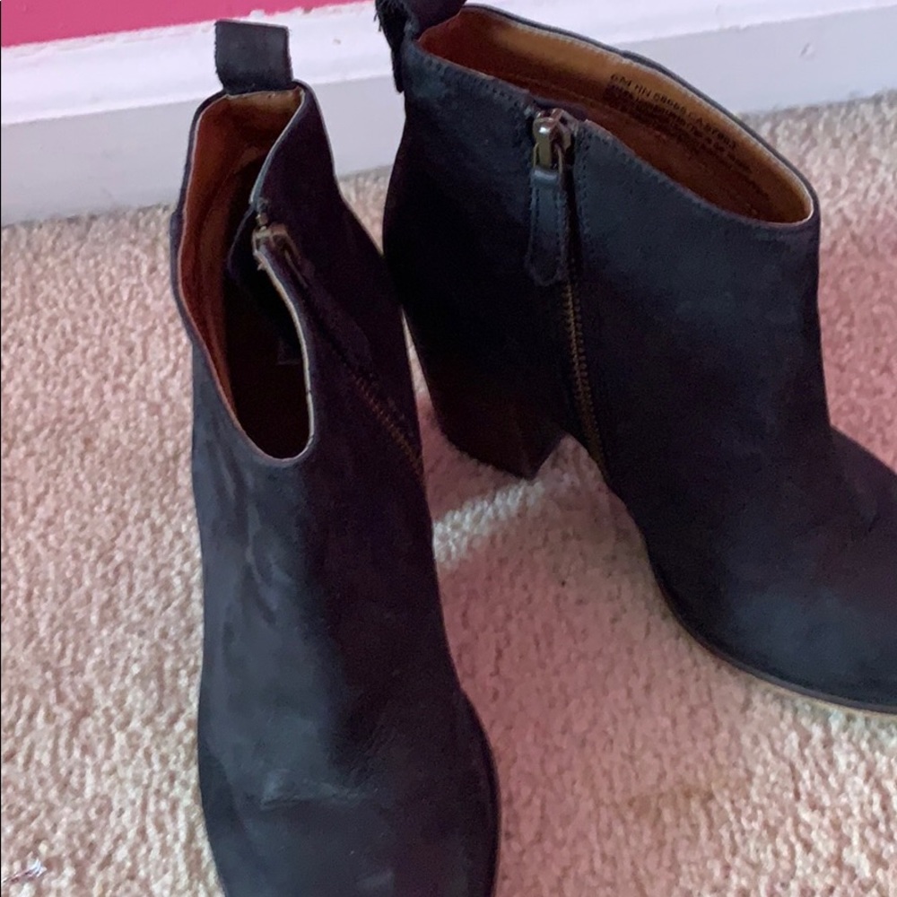 Mini Black Booties - Picture 2 of 5